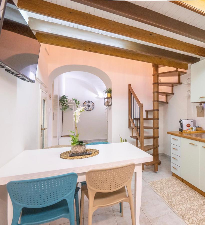 Ferienwohnung Casa Iryna Pietra Ligure Exterior foto
